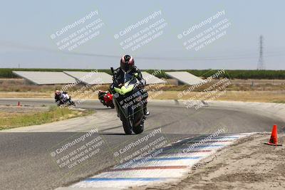media/Jun-15-2025-Lets Ride (Sun) [[cf46f230ea]]/B Group/1220pm (Wheelie Bump)/